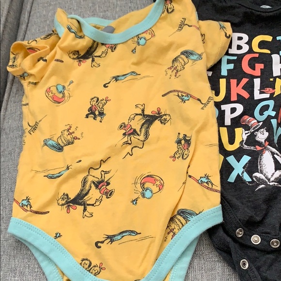 Sold together - Picture 2 of 2